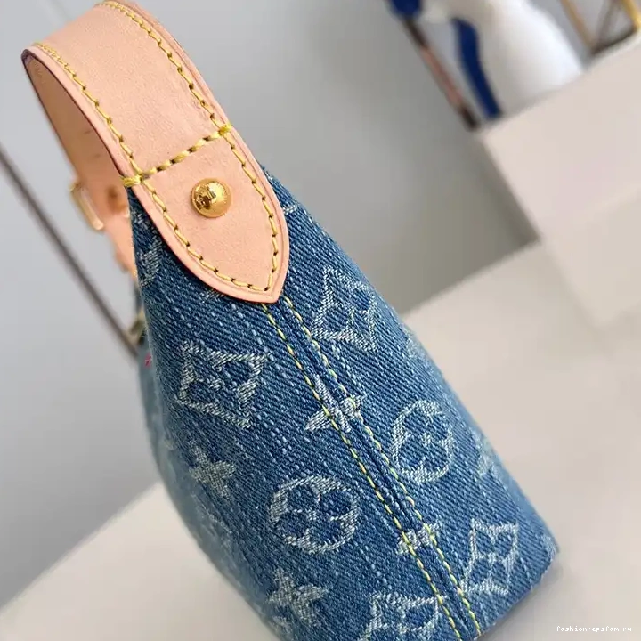 Fashionrep LV 2401YA0055 Bags 0617